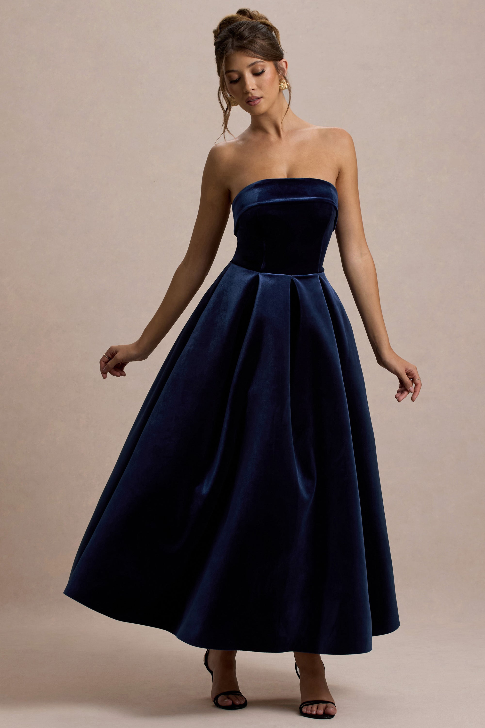 navy velvet skater dress Mackie | NAVY Velvet Sleeveless Skater Mini Dress