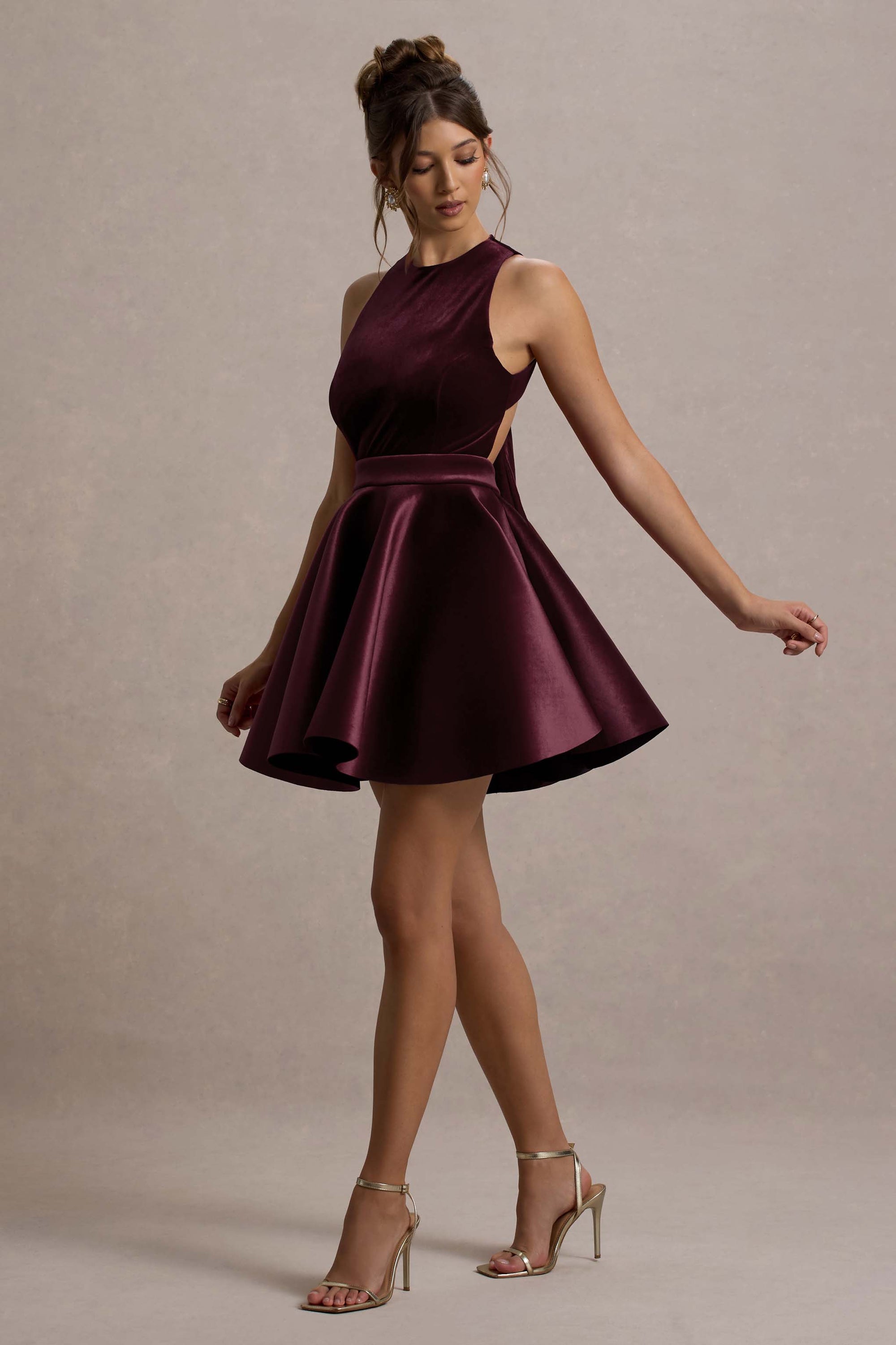 Mackie | Port Velvet Sleeveless Skater Mini Dress – Club L London
