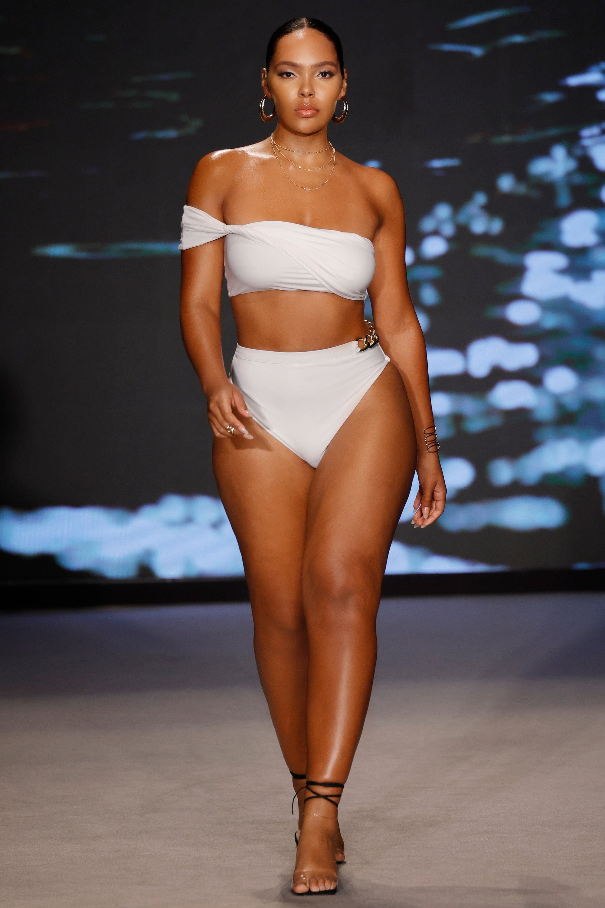 Wealth | White High Waisted Chain Bikini Bottoms - Club L London - USA