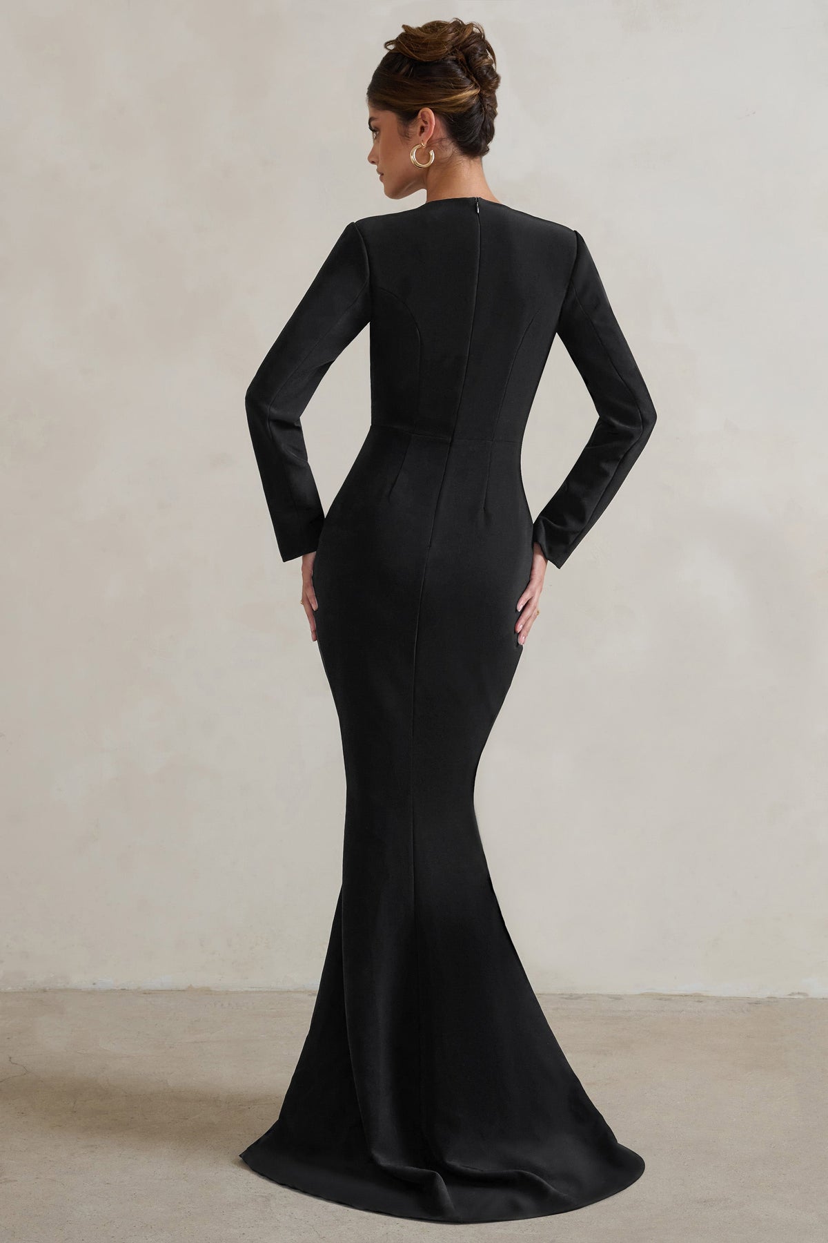 Reba Black Plunge Long Sleeve Structured Maxi Dress with Front Split – Club  L London - USA