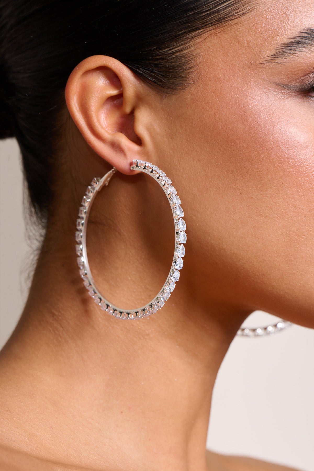 14K White Gold Full Diamond Thin Round Hoop Earrings - Luxury Room
