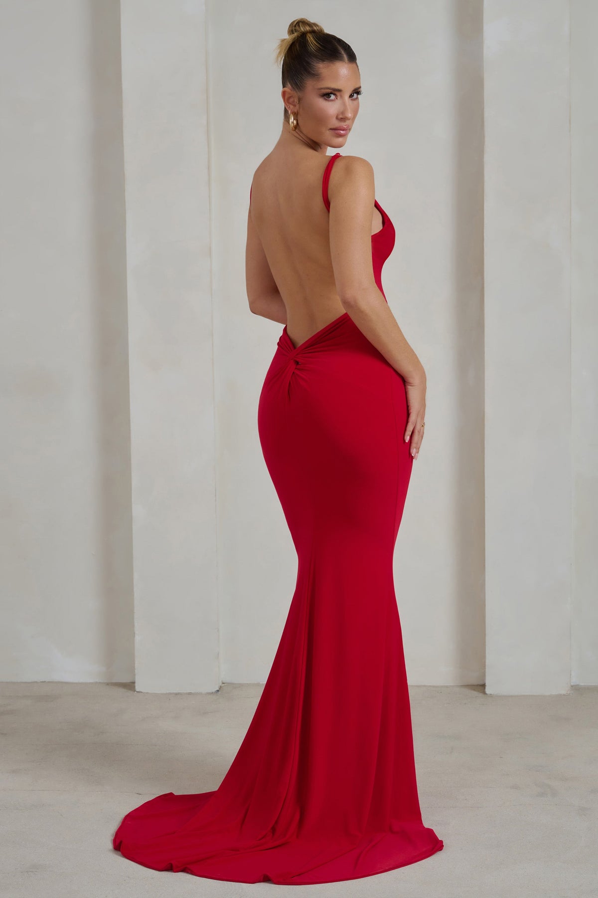 Endless Love Red Backless Knot Detail Fishtail Maxi Dress – Club L